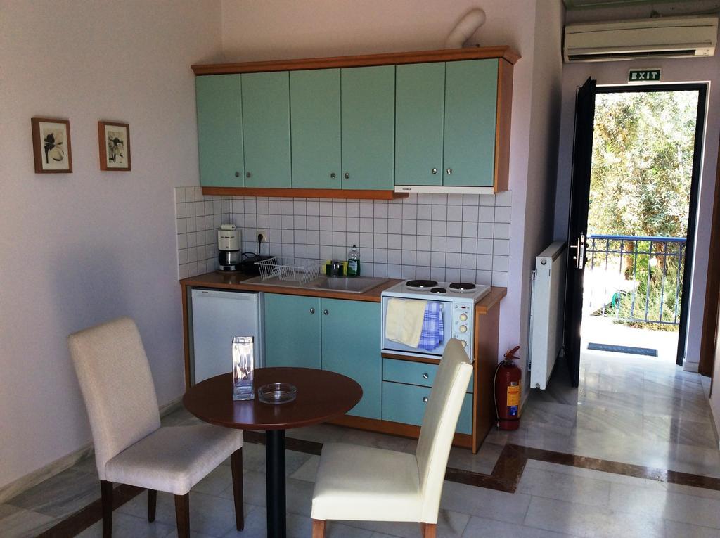 Angelica Villas Hotel Apartments Epidaurus Rum bild