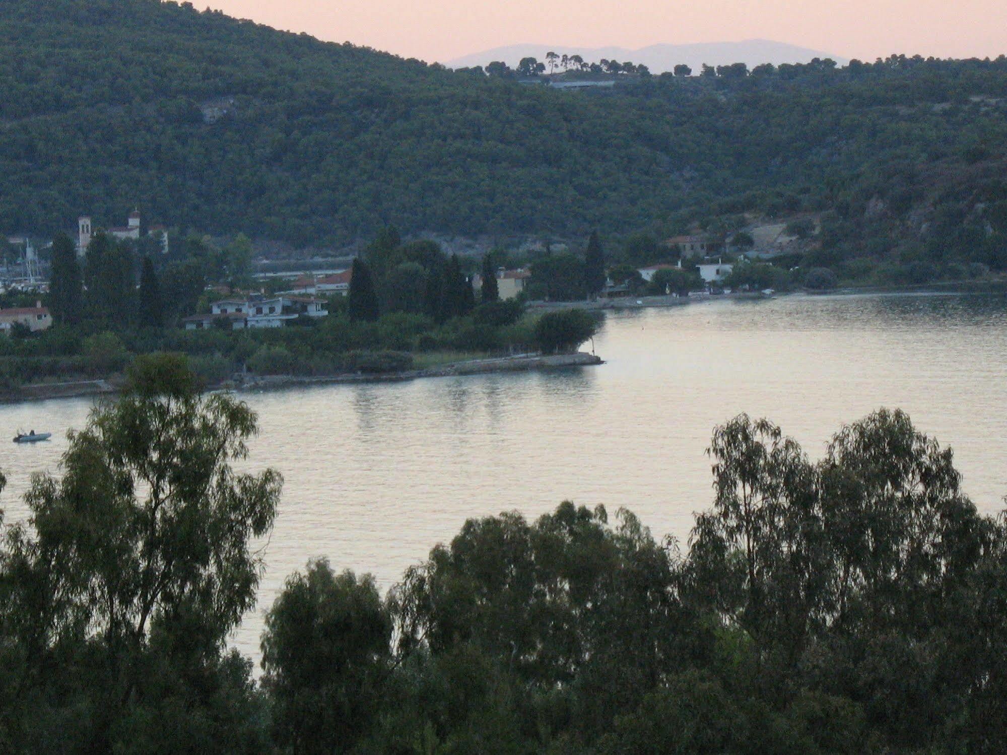 Angelica Villas Hotel Apartments Epidaurus Exteriör bild